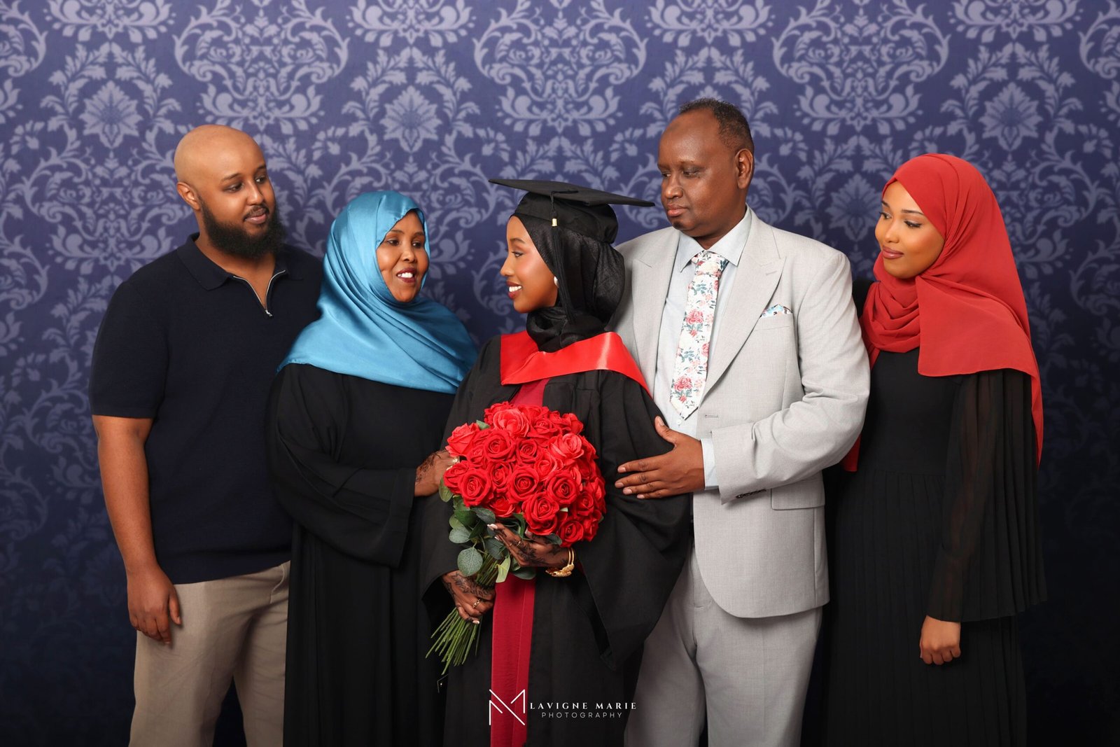 Graduation photoshoot in London by Lavigne Marie Photography